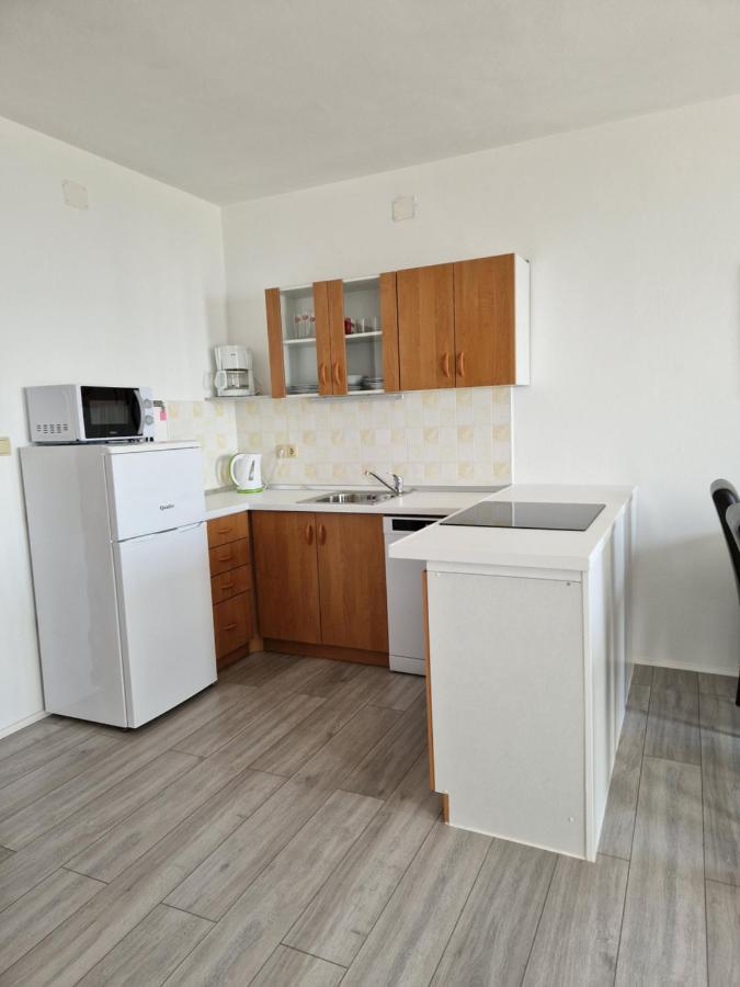 Apartments Velic Crikvenica Exteriör bild